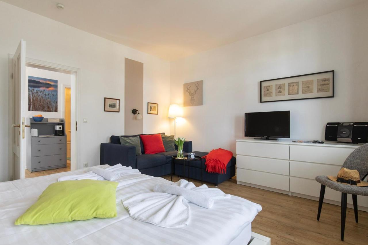 Sanssouci - Baederstilvilla Mit Individuellen Apartment
