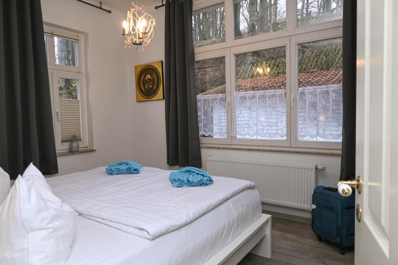 Sanssouci - Baederstilvilla Mit Individuellen Apartment Binz